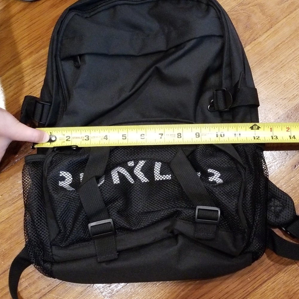 School backpack 🎒 - Picture 6 of 6